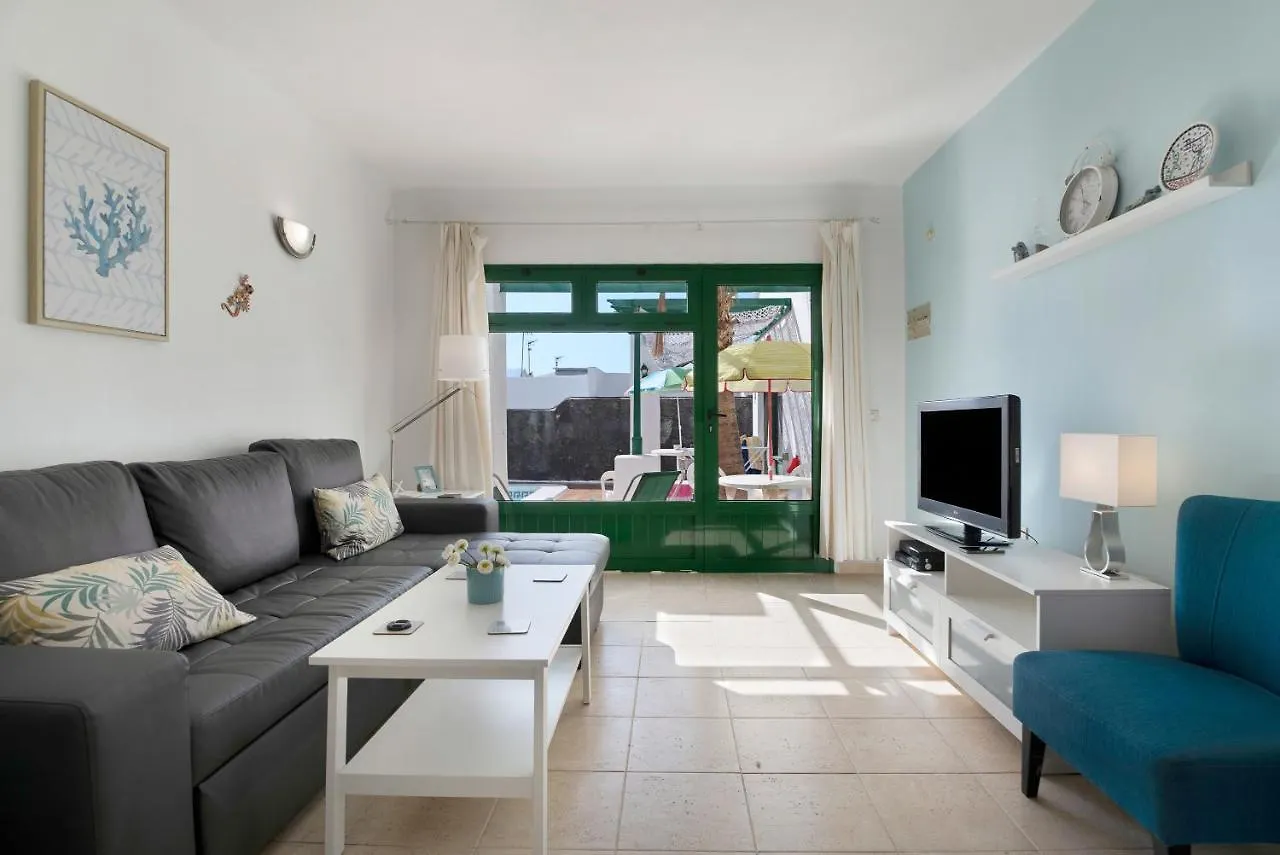 Apt 2 Las Palmeras III Lanzarote Puerto del Carmen  Apartment Puerto del Carmen (Lanzarote)