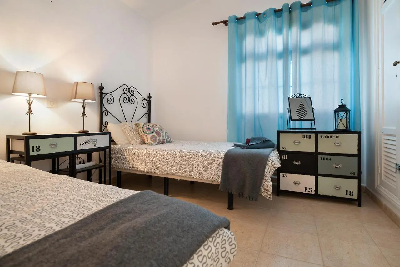 Apt 2 Las Palmeras III Lanzarote Puerto del Carmen  Apartment